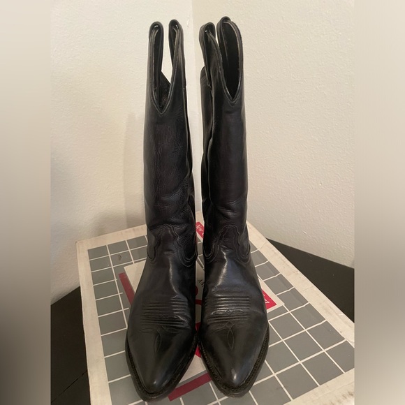 Tony Lama women’s cowgirl boots size 5 1/2 M - Picture 3 of 10